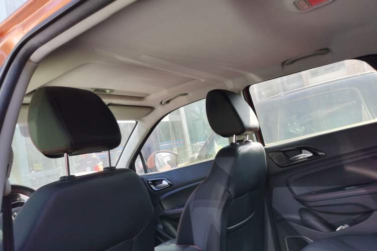Used Brilliance V3 2016 1.5L Manual Smart Version Headliner