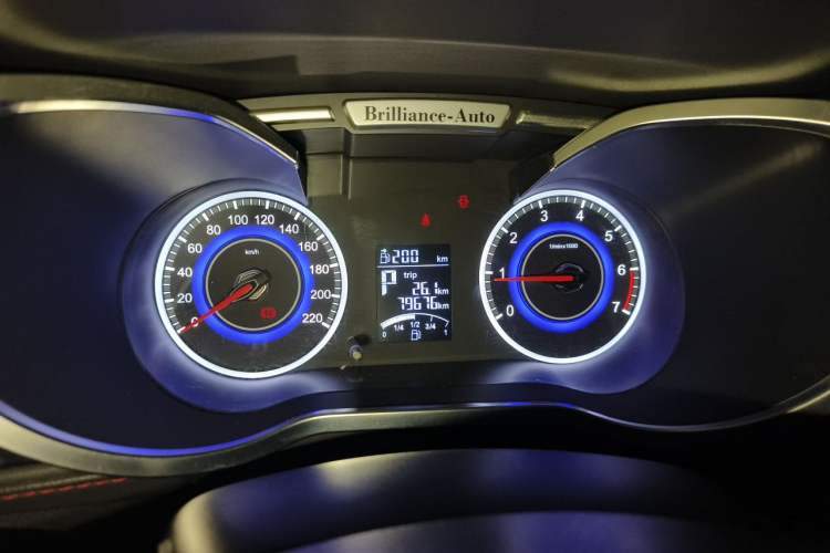 Used Brilliance V3 2016 1.5T Automatic Elite Model Instrument Cluster
