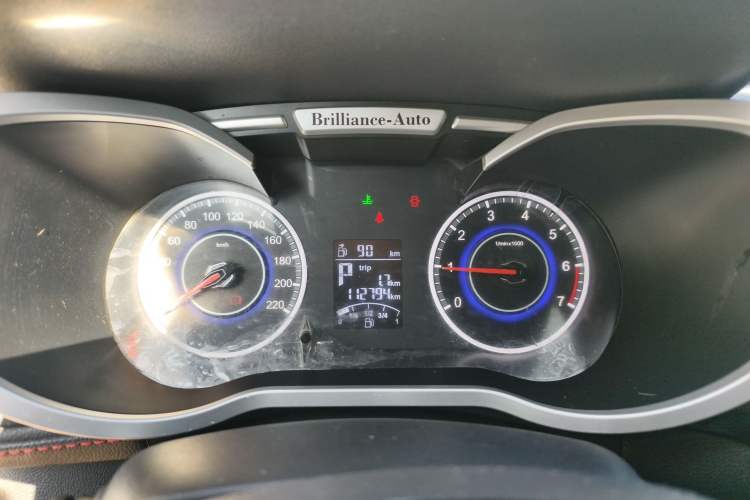 Used Brilliance V3 2016 1.5L Automatic Comfort Model Instrument Cluster