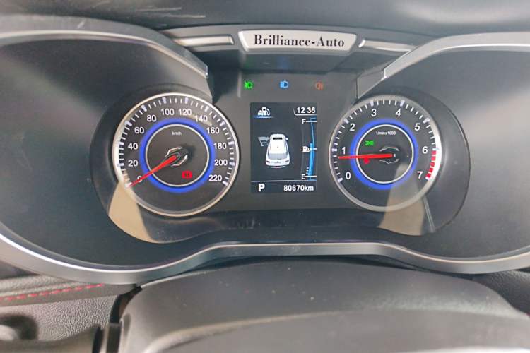 Used Brilliance V3 2016 1.5L Automatic Smart Version Instrument Cluster