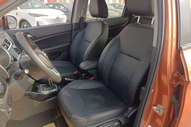 Used Brilliance V3 2016 1.5L Manual Smart Version Left Front Seat