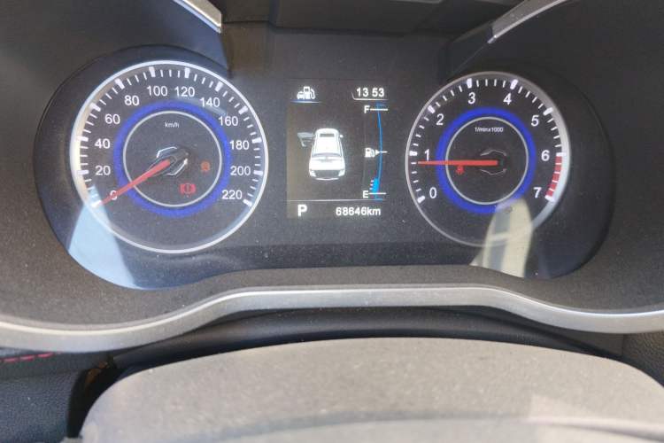 Used Brilliance V3 2016 1.5L Automatic Smart Version Odometer Close Up