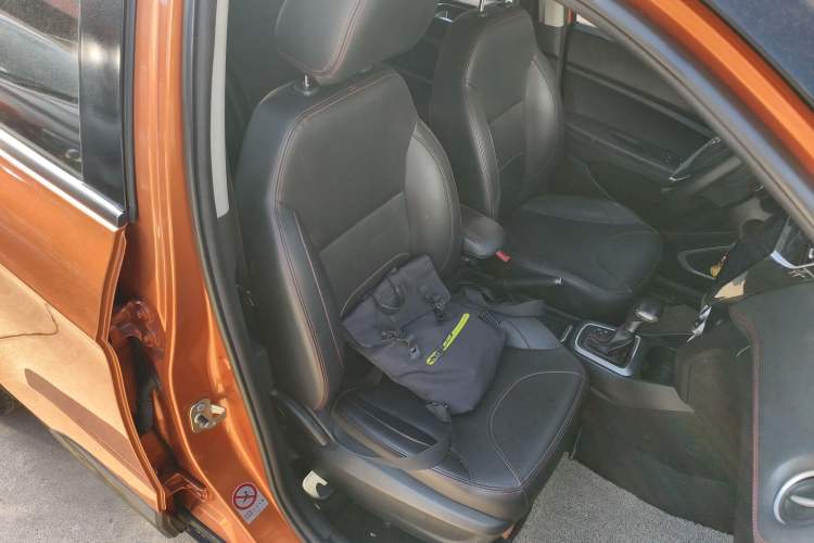 Used Brilliance V3 2016 1.5L Automatic Comfort Model Right Front Seat