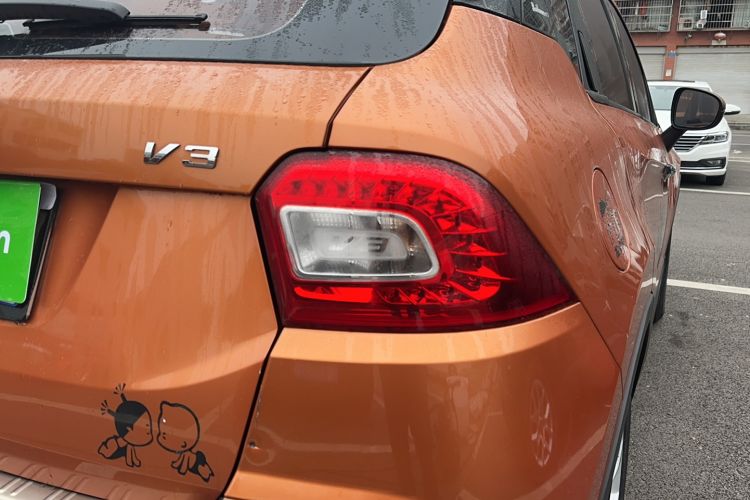 Used Brilliance V3 2016 1.5L Automatic Smart Version Right Rear Taillight