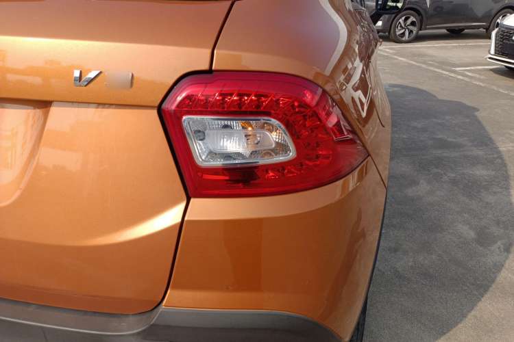 Used Brilliance V3 2016 1.5L Manual Smart Version Right Rear Taillight