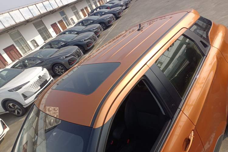 Used Brilliance V3 2016 1.5L Manual Smart Version Roof