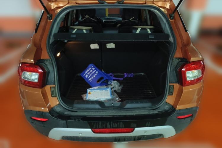 Used Brilliance V3 2016 1.5T Automatic Elite Model Trunk