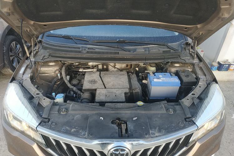 Used Brilliance V3 2017 1.5L Manual Smart Model Engine Bay