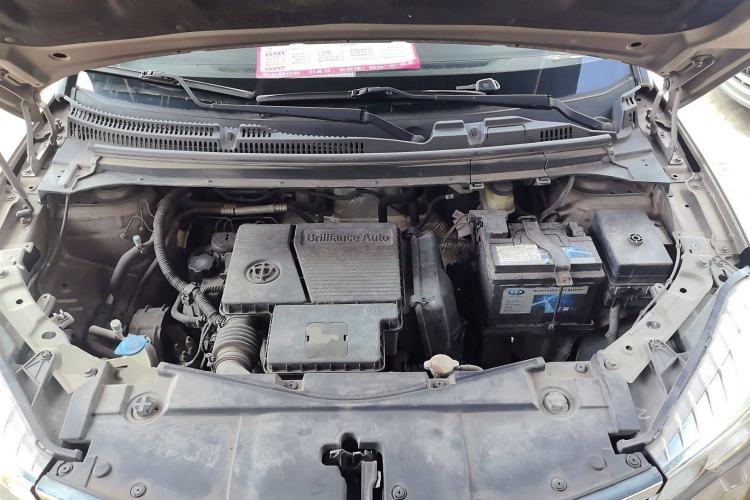 Used Brilliance V3 2017 1.5L Manual Comfort Model Engine Bay