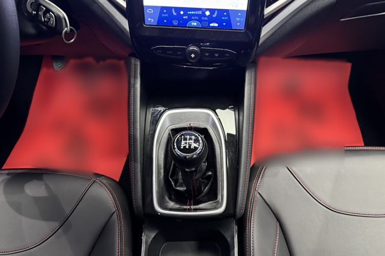 Used Brilliance V3 2017 1.5L Manual Comfort Model Interior 4