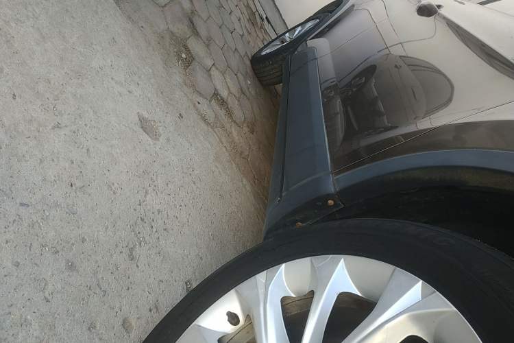 Used Brilliance V3 2017 1.5L Manual Smart Model Right Side Sill