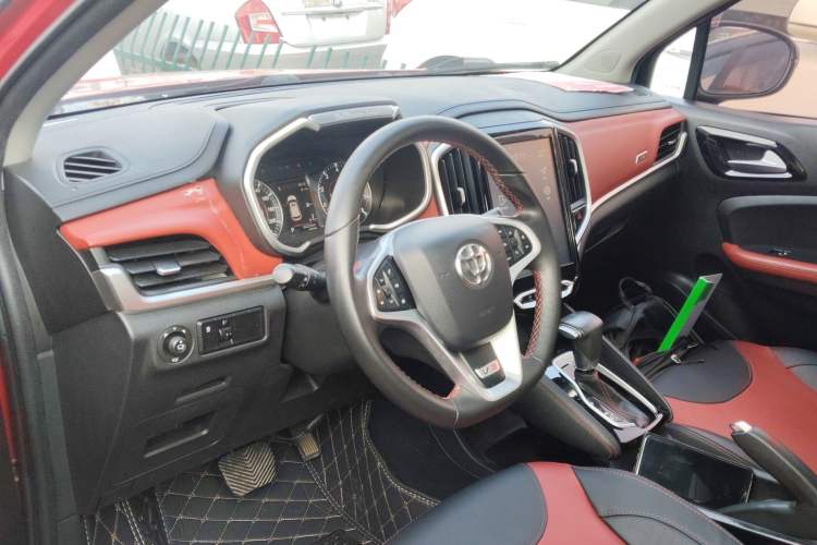 Used Brilliance V3 2017 1.5L Automatic Smart Version Center Console