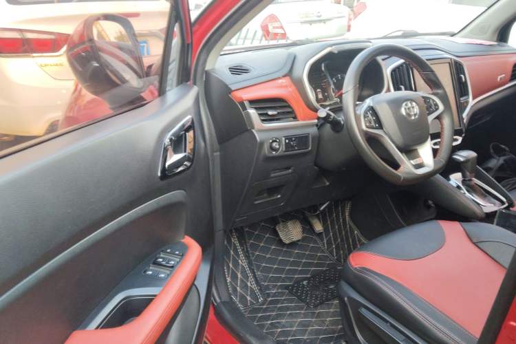 Used Brilliance V3 2017 1.5L Automatic Smart Version Driver Seat