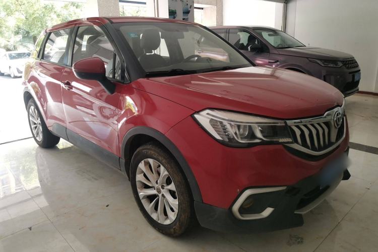 Used Brilliance V3 2017 1.5L Automatic Smart Version Exterior 2
