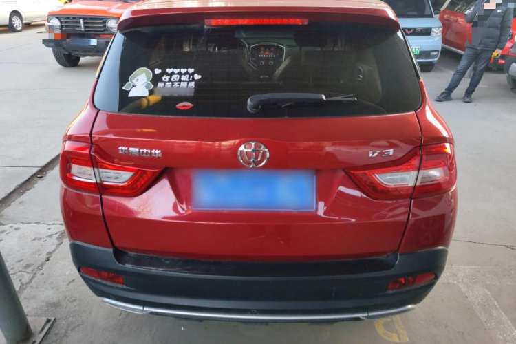 Used Brilliance V3 2017 1.5L Automatic Comfort Model Exterior 4