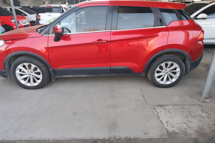 Used Brilliance V3 2017 1.5L Automatic Comfort Model Exterior 5