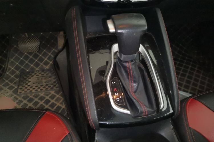 Used Brilliance V3 2017 1.5L Automatic Smart Version Gear Lever