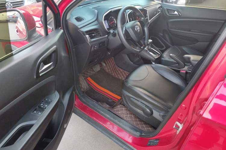 Used Brilliance V3 2017 1.5L Automatic Comfort Model Interior 1