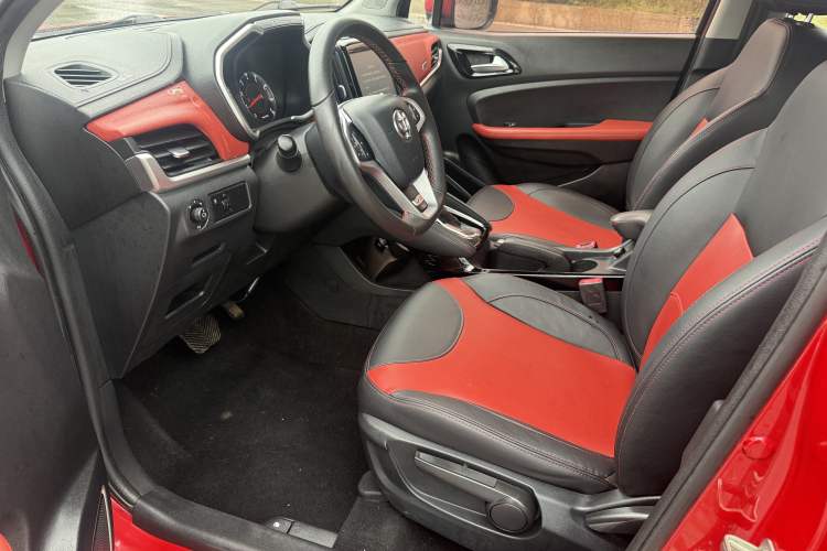 Used Brilliance V3 2017 1.5L Automatic Smart Version Interior 2