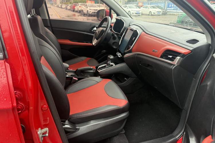 Used Brilliance V3 2017 1.5L Automatic Smart Version Interior 4