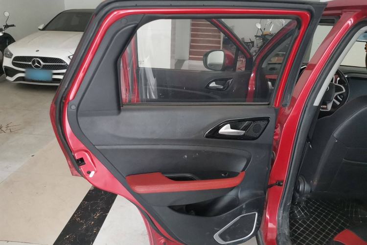 Used Brilliance V3 2017 1.5L Automatic Smart Version Interior 8