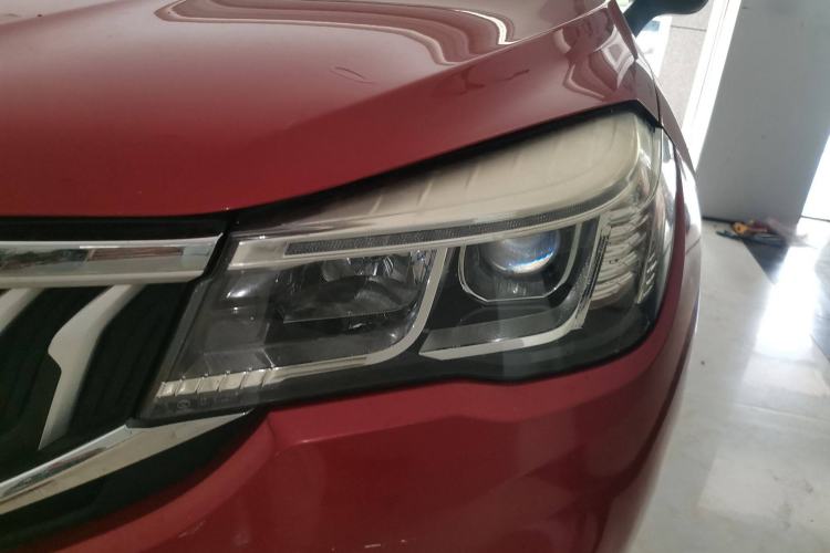 Used Brilliance V3 2017 1.5L Automatic Smart Version Left Front Headlight