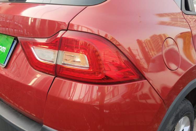 Used Brilliance V3 2017 1.5L Automatic Smart Version Right Rear Taillight