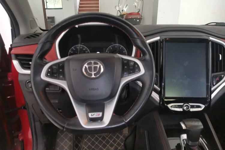 Used Brilliance V3 2017 1.5L Automatic Smart Version Steering Wheel