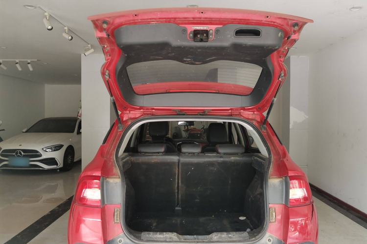 Used Brilliance V3 2017 1.5L Automatic Smart Version Trunk