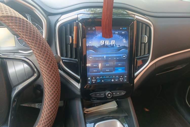 Used Brilliance V3 2017 1.5L Manual Comfort Model Audio And AC Panel