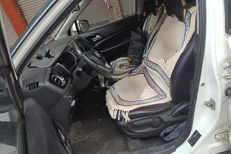 Used Brilliance V3 2017 1.5L Automatic Elite Model Driver Seat