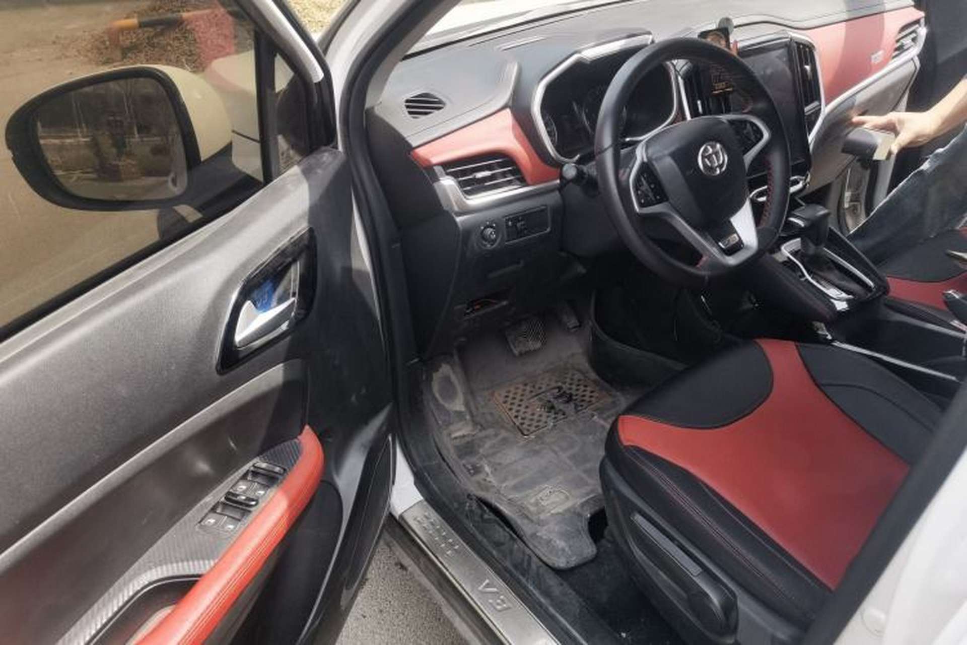 Used Brilliance V3 2017 1.5L Automatic Smart Version Driver Seat