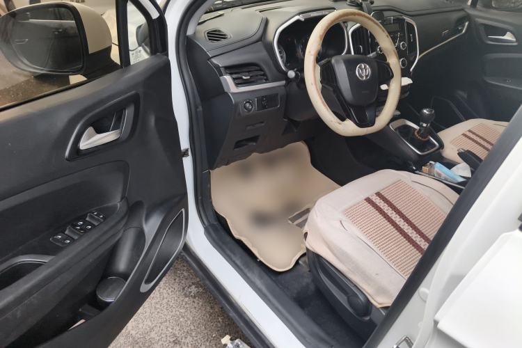 Used Brilliance V3 2017 1.5L Manual Comfort Model Driver Seat