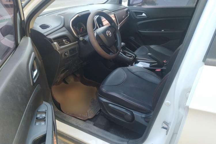 Used Brilliance V3 2017 1.5L Automatic Comfort Model Driver Seat