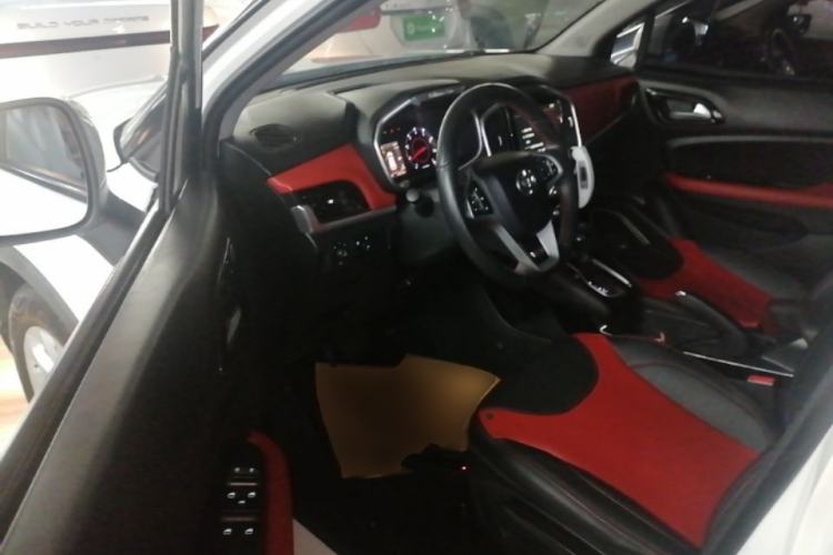 Used Brilliance V3 2017 1.5L Automatic Smart Version Driver Seat