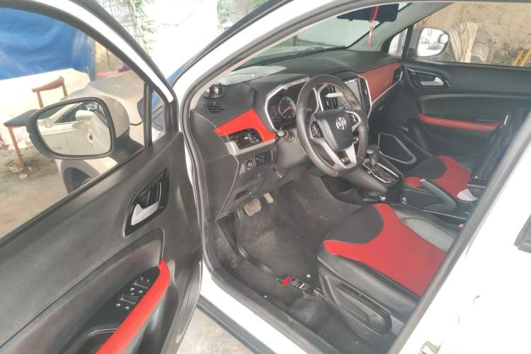 Used Brilliance V3 2017 1.5L Automatic Smart Version Driver Seat