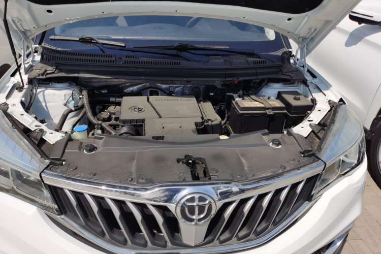Used Brilliance V3 2017 1.5L Manual Comfort Model Engine Bay