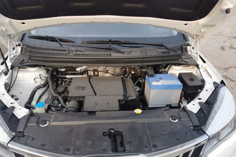 Used Brilliance V3 2017 1.5L Manual Comfort Model Engine Bay