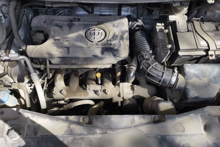 Used Brilliance V3 2017 1.5T Automatic Flagship Model Engine Bay