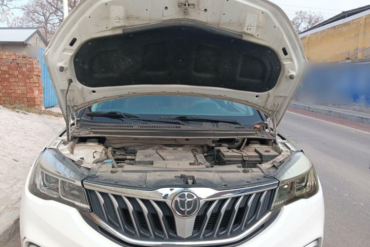 Used Brilliance V3 2017 1.5L Manual Comfort Model Engine Bay