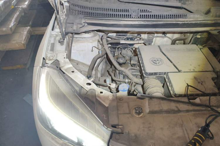 Used Brilliance V3 2017 1.5L Manual Smart Model Engine Bay Right