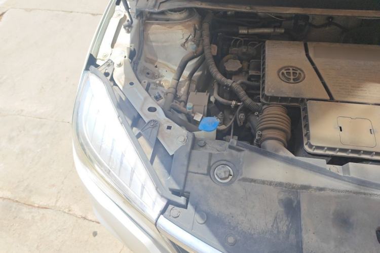 Used Brilliance V3 2017 1.5L Automatic Comfort Model Engine Bay Right