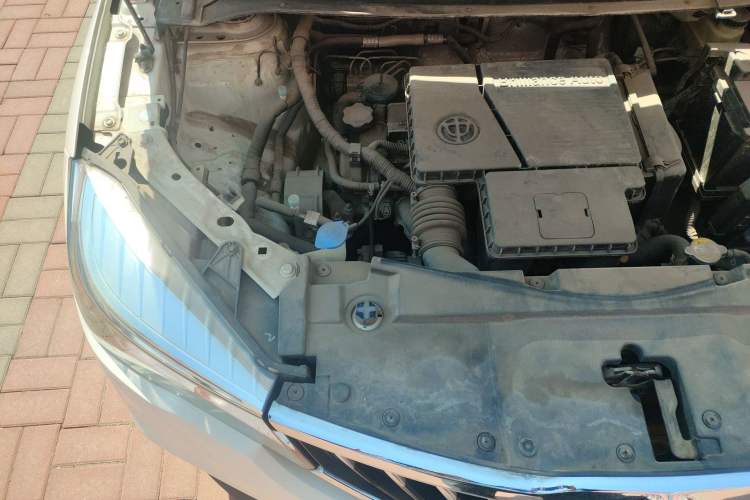 Used Brilliance V3 2017 1.5L Automatic Smart Version Engine Bay Right