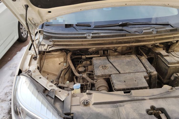 Used Brilliance V3 2017 1.5L Automatic Smart Version Engine Bay Right