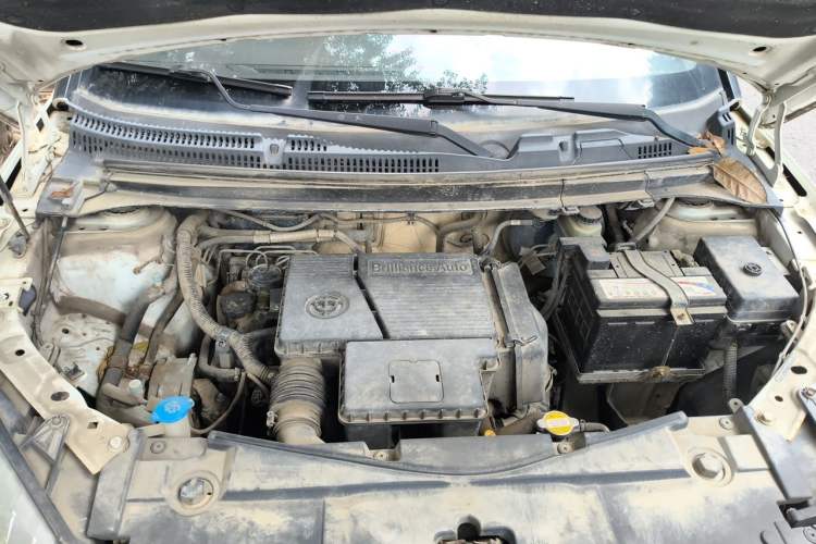 Used Brilliance V3 2017 1.5L Manual Smart Model Engine Bay