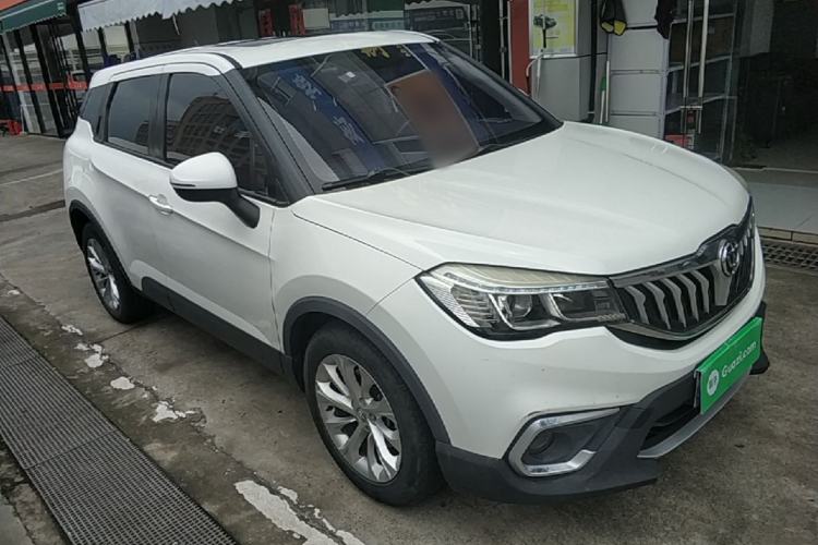 Used Brilliance V3 2017 1.5L Manual Smart Model Exterior 1