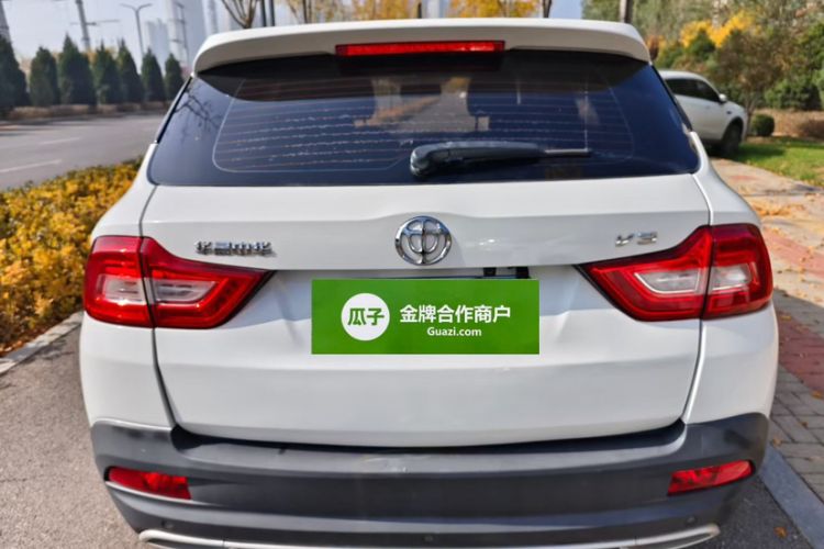 Used Brilliance V3 2017 1.5L Automatic Comfort Model Exterior 1