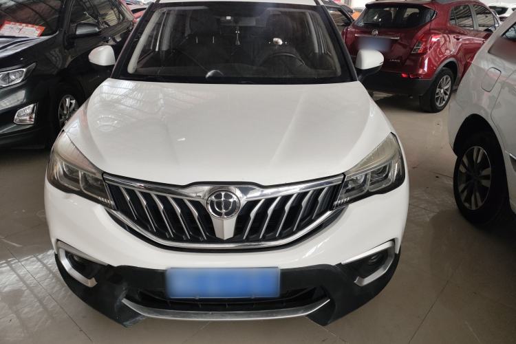 Used Brilliance V3 2017 1.5L Manual Smart Model Exterior 1