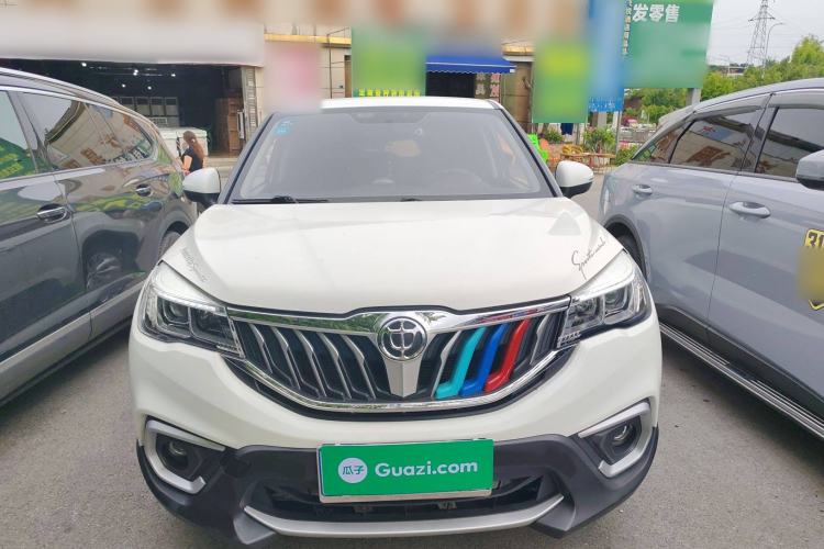 Used Brilliance V3 2017 1.5L Automatic Smart Version Exterior 1
