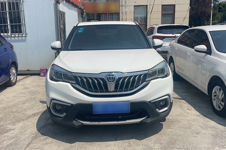 Used Brilliance V3 2017 1.5L Manual Smart Model Exterior 1